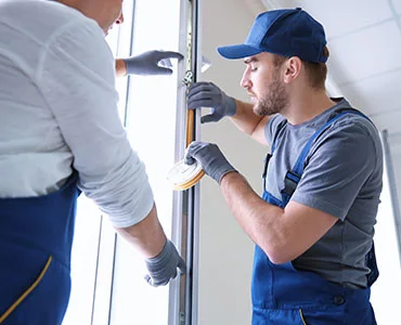 glass repair experts in Oviedo, FL