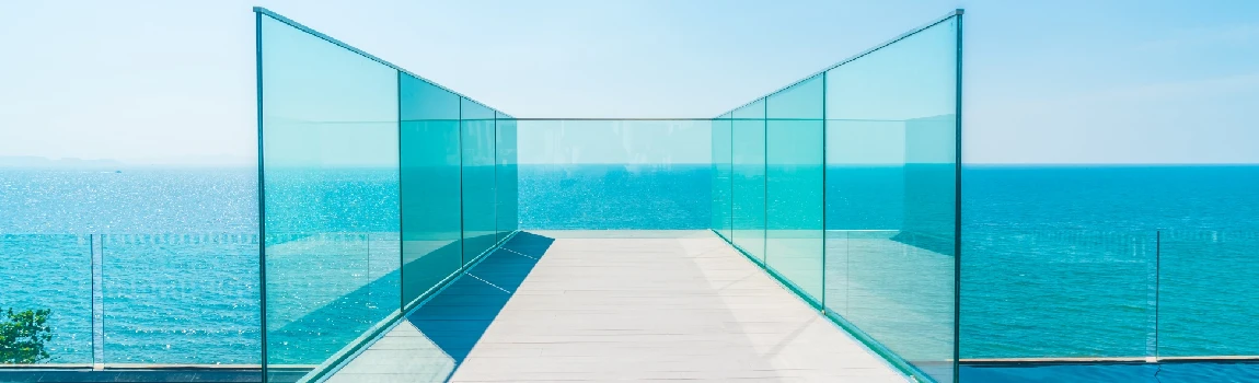 Customized Glass Pool Fence Repair Services in Oviedo, FL